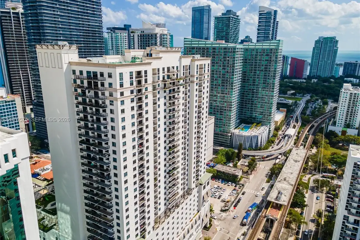 999 SW 1st Ave #1114, Miami: photo 1 of 25