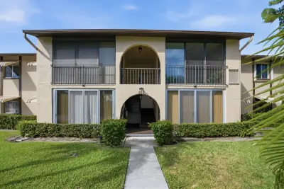 222 Pine Hov Cir #A-2, Lake Worth: photo 1 of 52