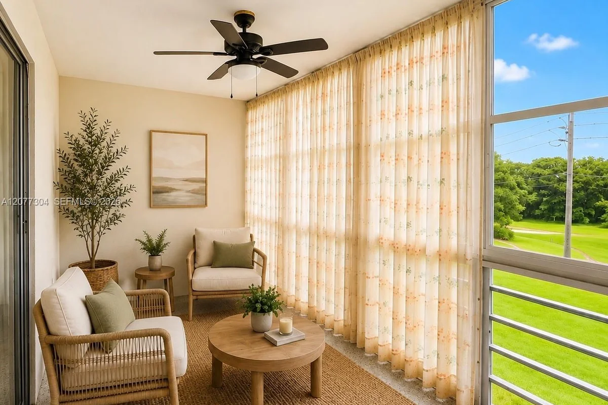 316 Southampton A, West Palm Beach: photo 1 of 12