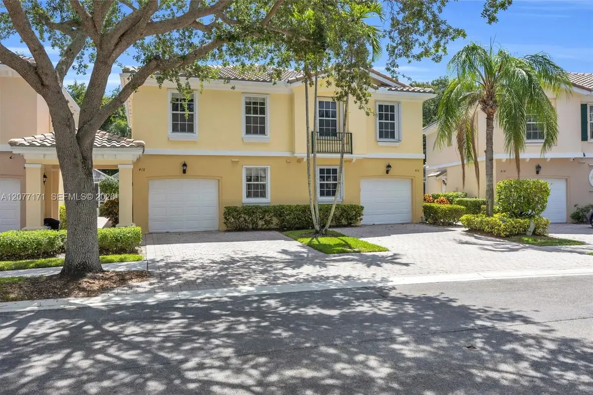 418 Capistrano Dr, Palm Beach Gardens: photo 1 of 38