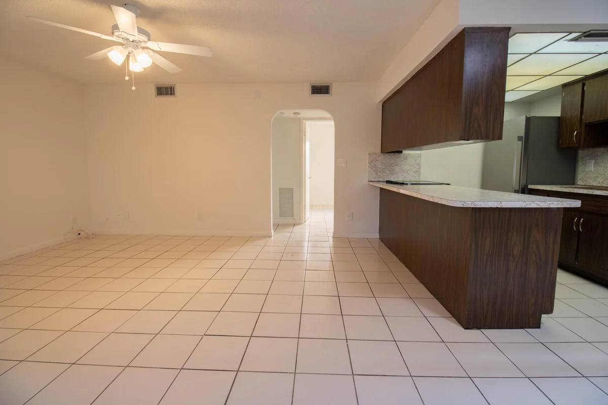 1501 Himmarshee St #3, Fort Lauderdale: photo 1 of 12