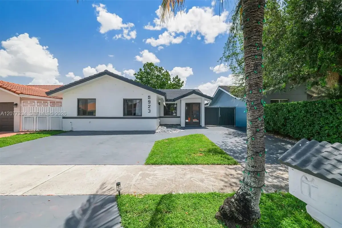 5923 SW 147th Pl, Miami: photo 1 of 53
