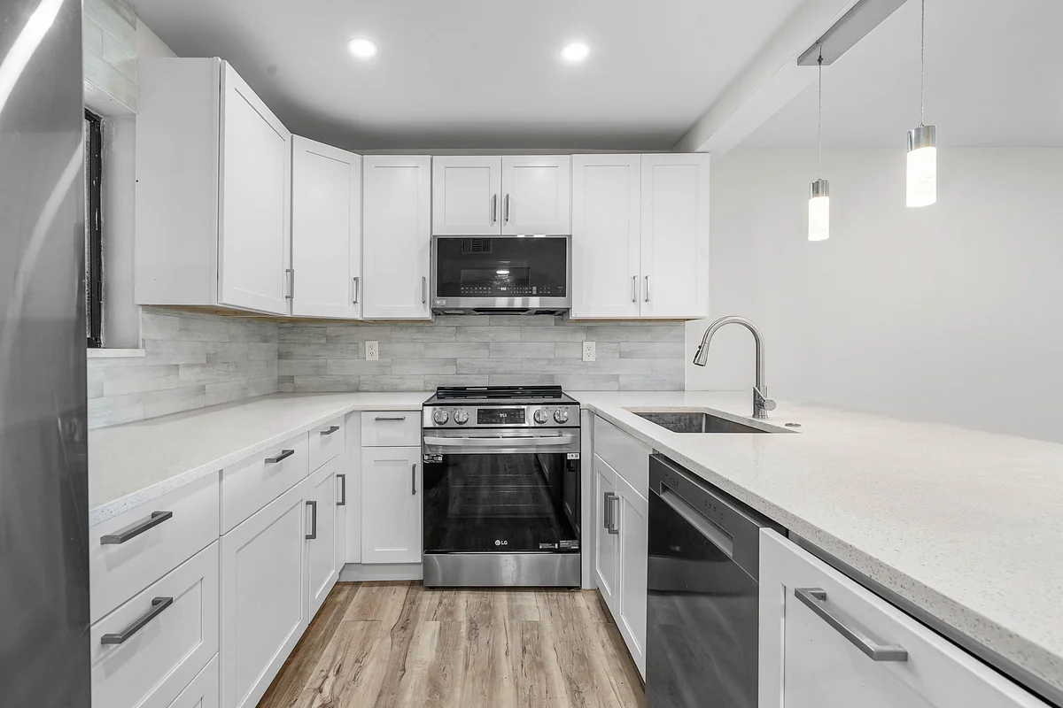 5190 Las Verdes Cir #105, Delray Beach: photo 1 of 46
