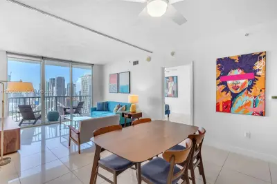 1750 N Bayshore Dr #5010, Miami: photo 1 of 29