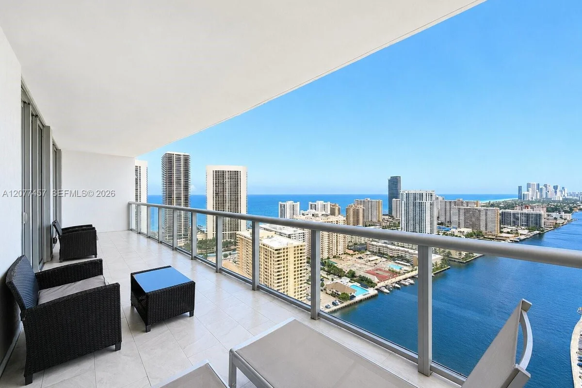 2600 E Hallandale Beach Blvd #T3203, Hallandale Beach: photo 1 of 21