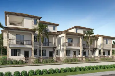 2412 Manor Way, Wilton Manors: photo 1 of 20