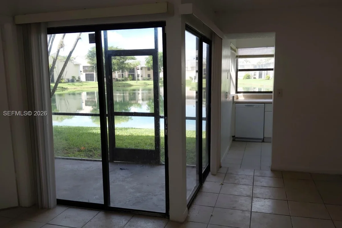820 N Franklin Ave #820J, Homestead: photo 1 of 19