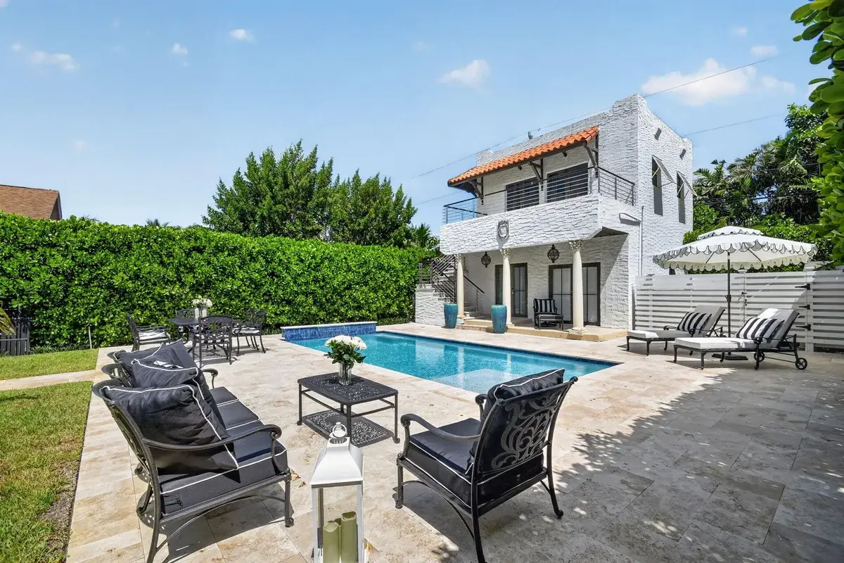 807 Ardmore Rd, West Palm Beach: photo 1 of 80