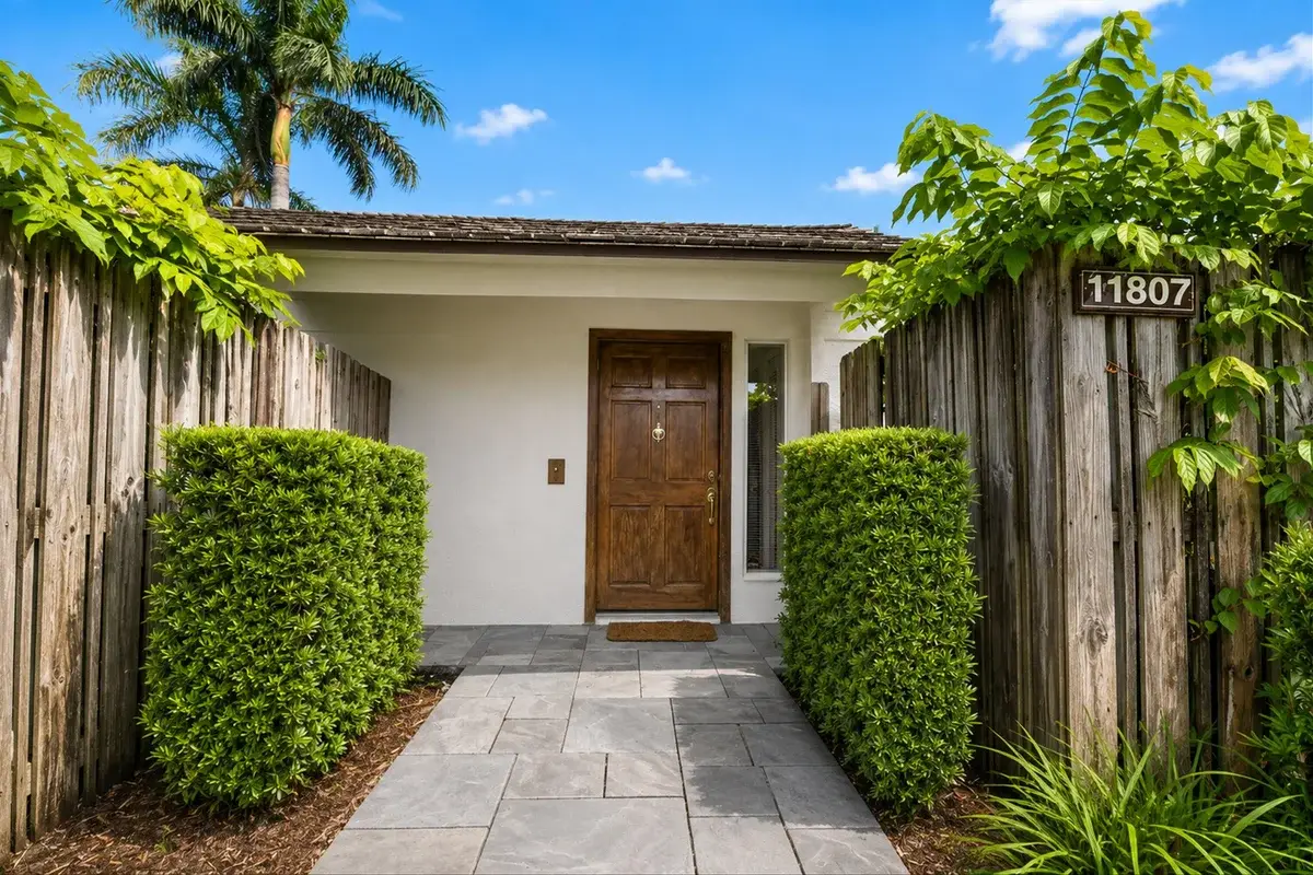 11807 Rene Lacoste Pl, Wellington: photo 1 of 21