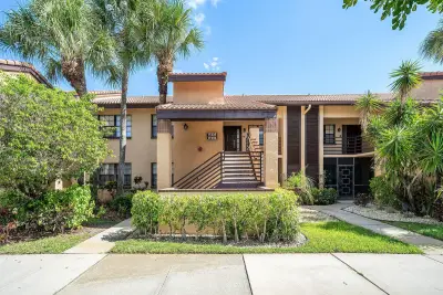 11223 Aspen Glen Dr, Boynton Beach: photo 1 of 43