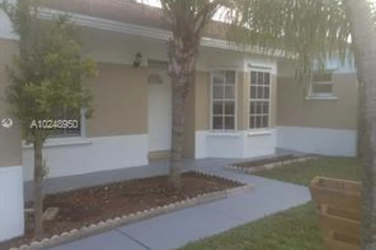 22258 SW 98th Pl, Cutler Bay: photo 1 of 24