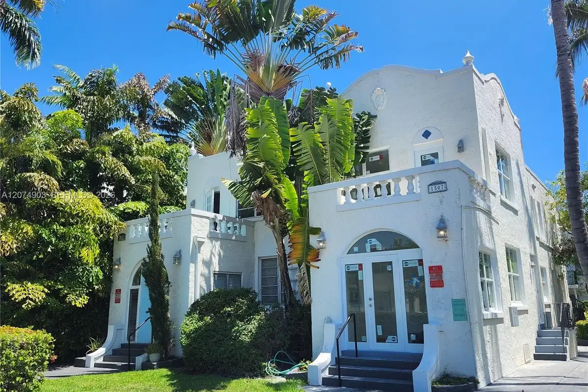 1507 Meridian Ave #5, Miami Beach: photo 1 of 11