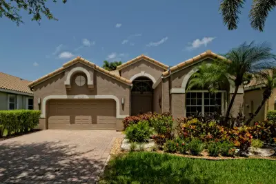 10052 Diamond Lake Dr, Boynton Beach: photo 1 of 32