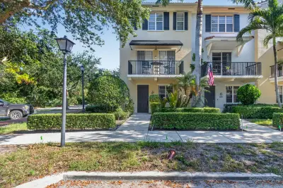 169 Cat Rock Ln, Jupiter: photo 1 of 36