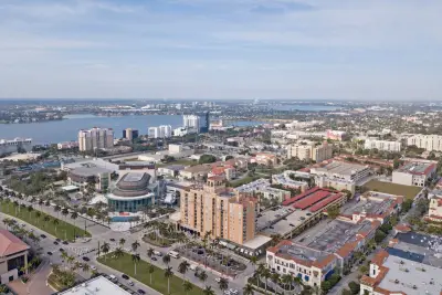 651 Okeechobee Blvd #705, West Palm Beach: photo 1 of 19