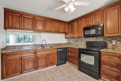 8030 Hampton Blvd #106, North Lauderdale: photo 1 of 34