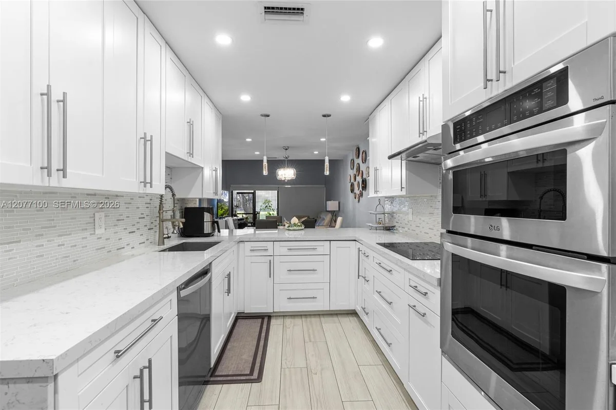 1064 NW 97th Ave #219, Pembroke Pines: photo 1 of 46