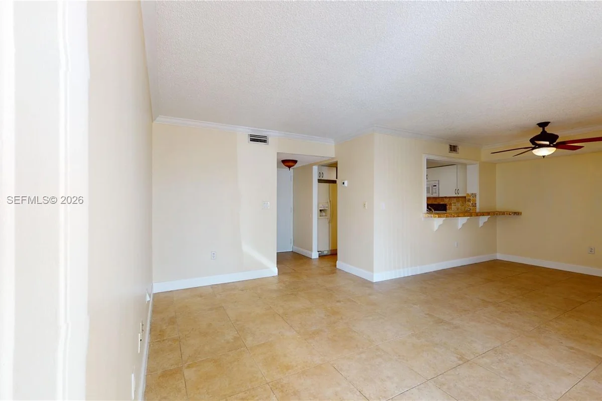 2055 SW 122nd Ave #108, Miami: photo 1 of 27