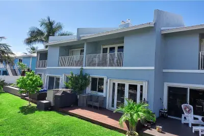 2119 NE 44th St, Lighthouse Point: photo 1 of 21