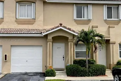 2357 SE 23rd Dr, Homestead: photo 1 of 20