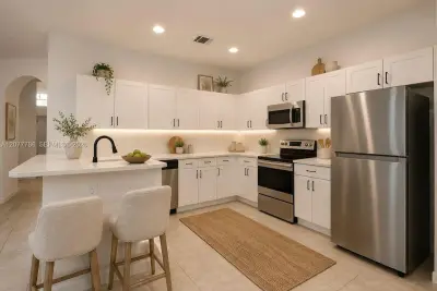 22505 SW 94th Pl, Cutler Bay: photo 1 of 51