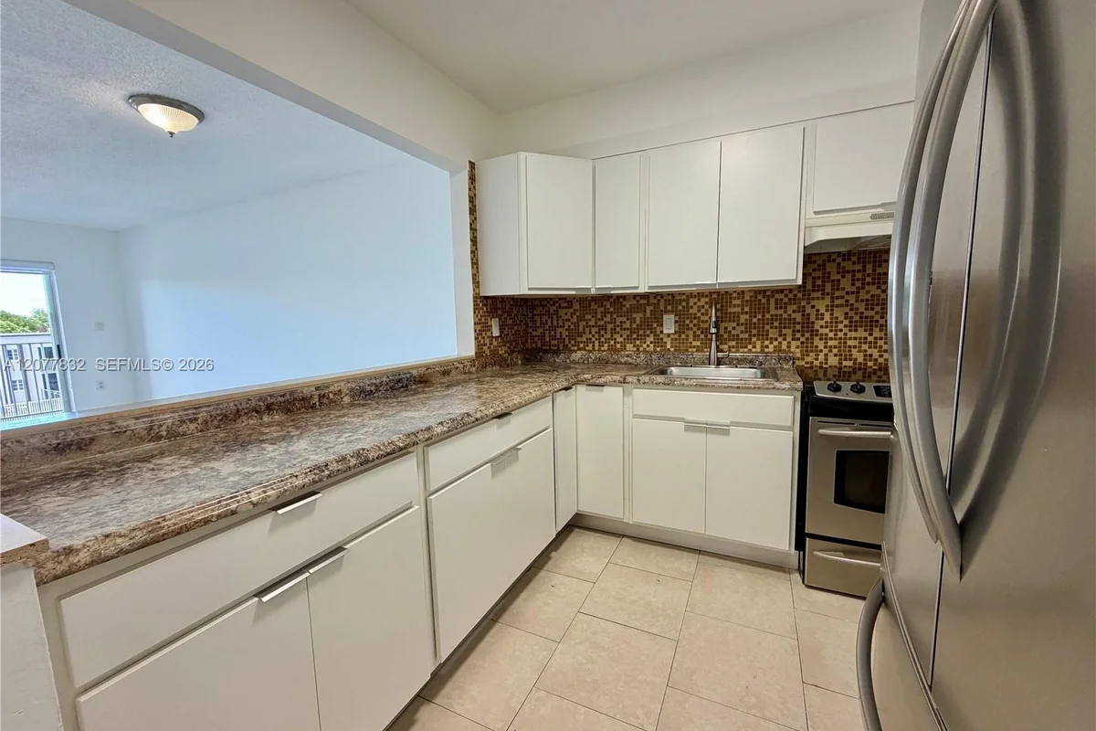 4920 NW 79th Ave #313, Doral: photo 1 of 37