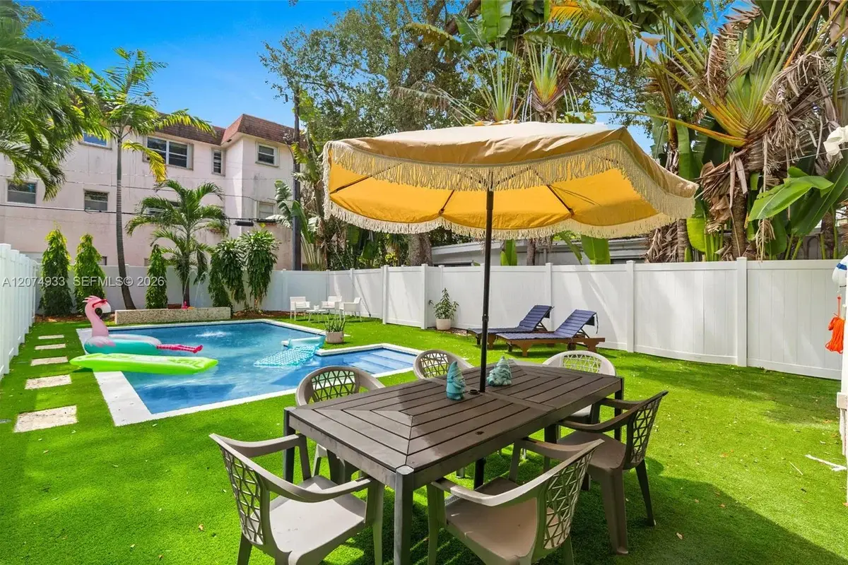 650 N Rio Vista Blvd, Fort Lauderdale: photo 1 of 43