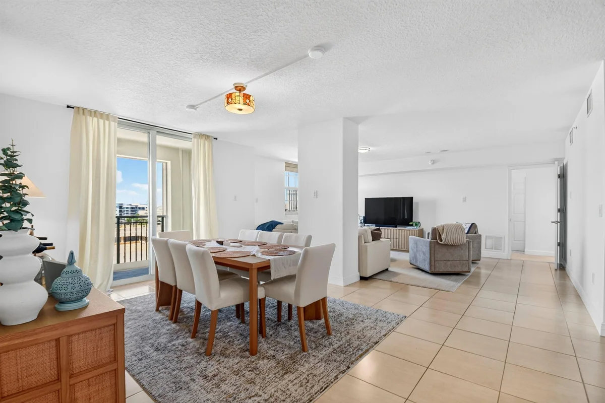 610 Clematis St #700, West Palm Beach: photo 1 of 37
