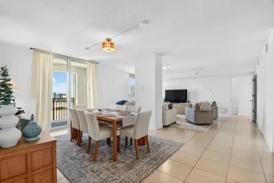 610 Clematis St #700, West Palm Beach: photo 1 of 37