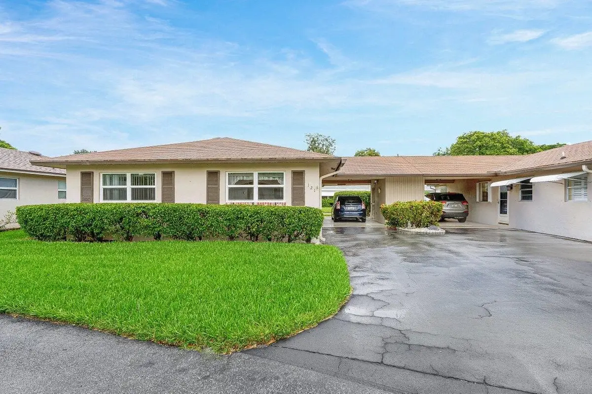 121 Mockingbird Ln, Delray Beach: photo 1 of 25