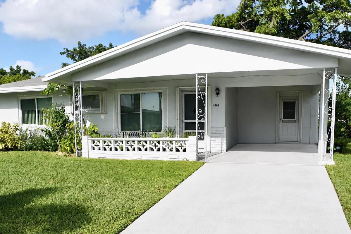 4405 NW 48th Ave, Tamarac: photo 1 of 26