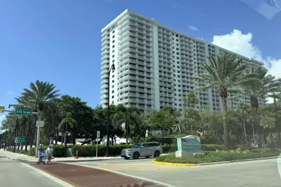 210 174th St #1901, Sunny Isles Beach: photo 1 of 36