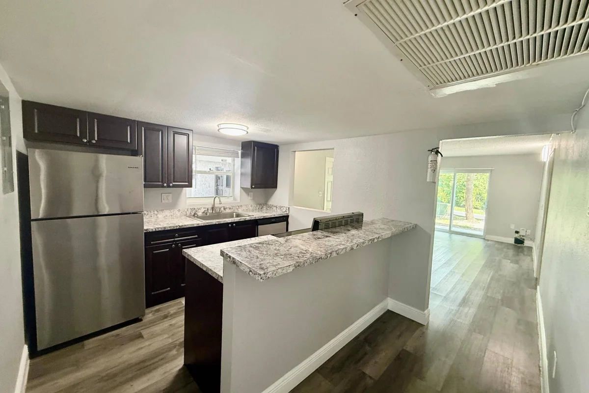 726 SW 81st Ave #14A, North Lauderdale: photo 1 of 11