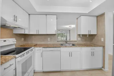 10 Willowbrook Ln #207, Delray Beach: photo 1 of 46