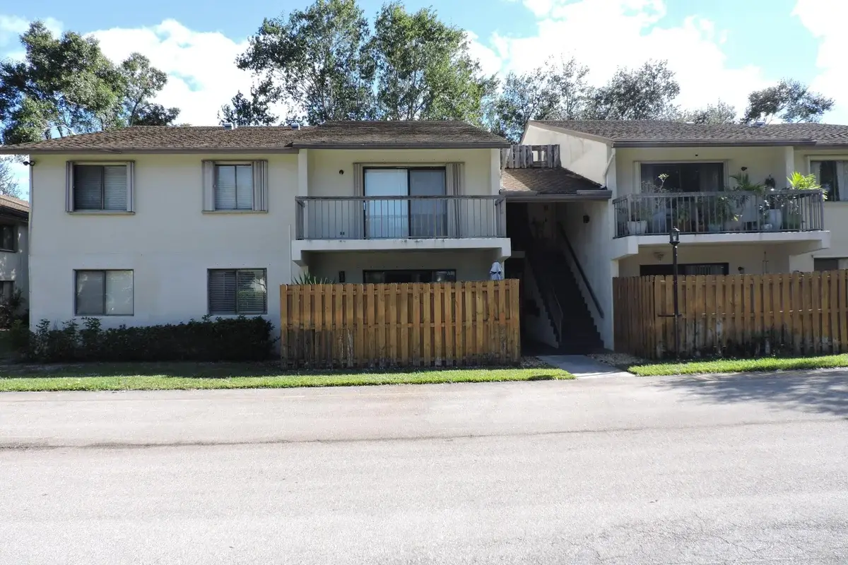 3402 Gardens East Dr #7A, Palm Beach Gardens: photo 1 of 17
