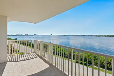 5480 N Ocean Dr #B7c, Riviera Beach: photo 1 of 33