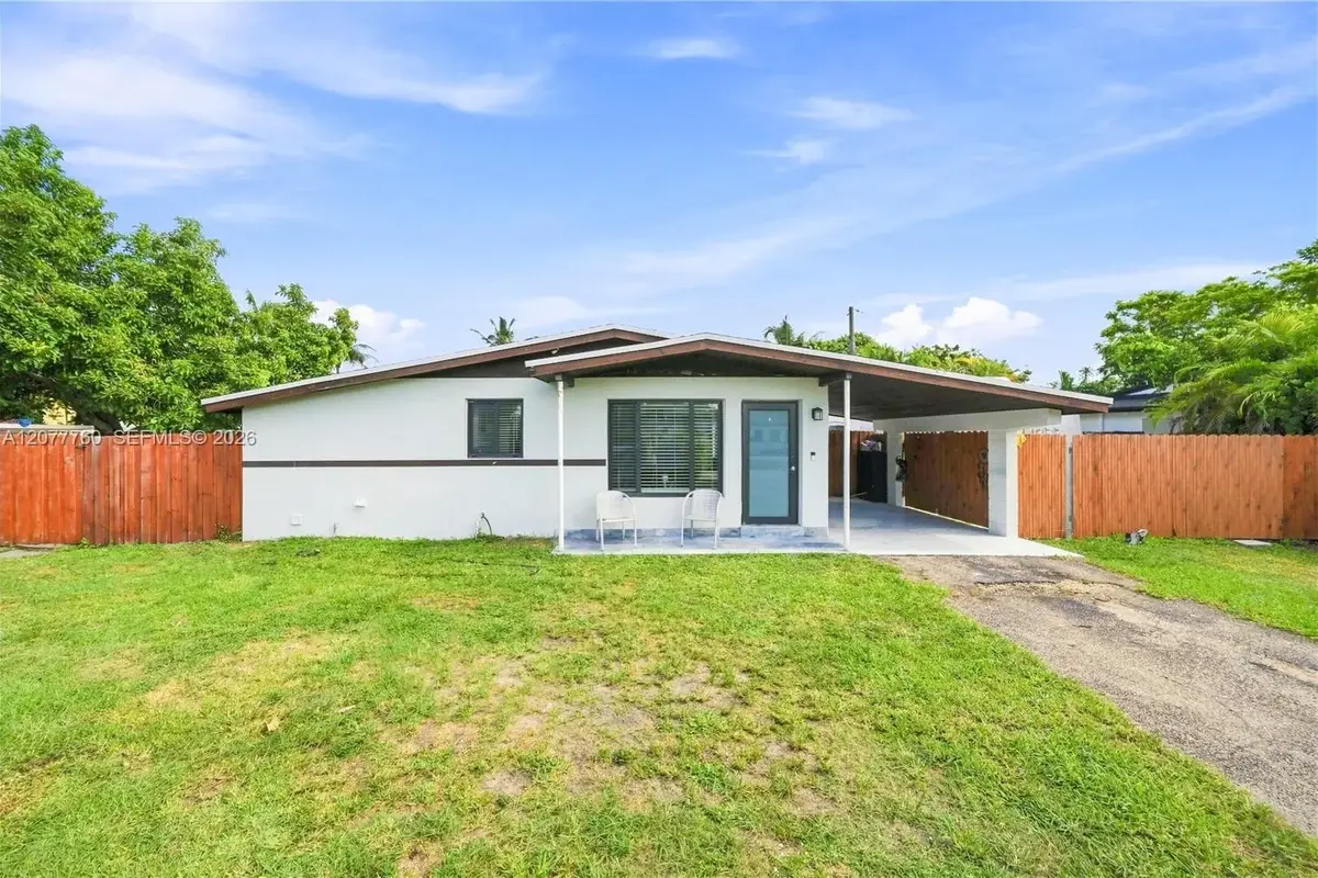 10125 SW 84th St, Miami: photo 1 of 35
