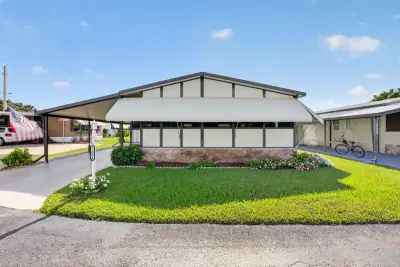 51004 Galina Bay, Boynton Beach: photo 1 of 62