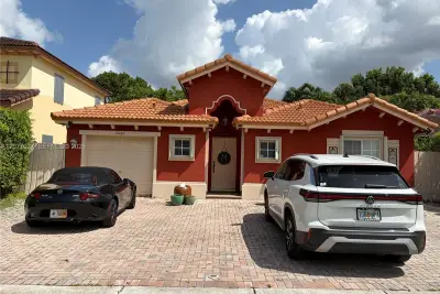 16467 SW 50th Ter #efficiencyci, Miami: photo 1 of 8
