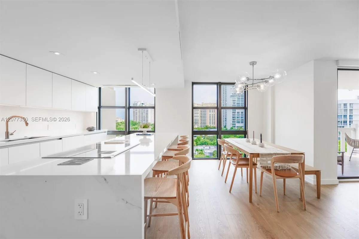 1121 Crandon Blvd #E702, Key Biscayne: photo 1 of 40