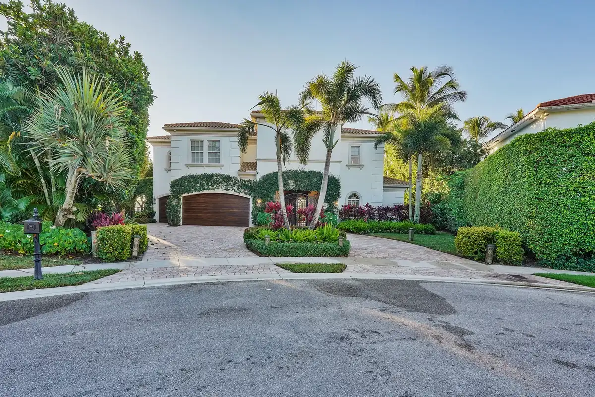 2508 Mizner Lake Ct, Wellington: photo 1 of 81