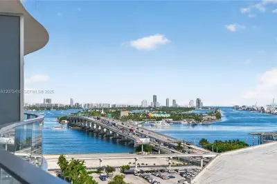 1400 Biscayne Blvd #1502, Miami: photo 1 of 25