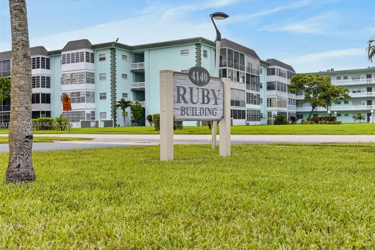 4140 NW 44th Ave #408, Lauderdale Lakes: photo 1 of 44
