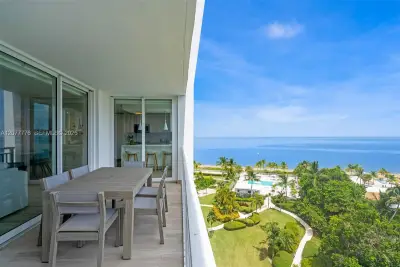 607 Ocean Dr #10K, Key Biscayne: photo 1 of 40