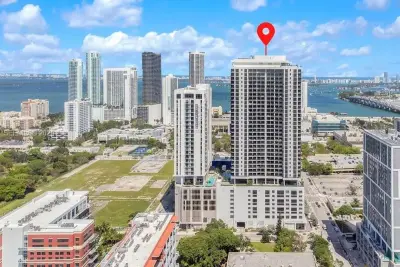1600 NE 1st Ave #2811, Miami: photo 1 of 38