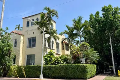 1361 Meridian Ave #3, Miami Beach: photo 1 of 16