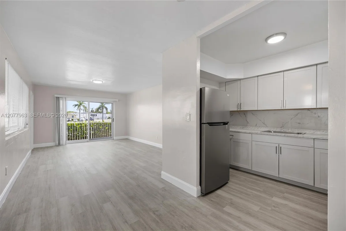 1979 N Glades Dr #1, North Miami Beach: photo 1 of 21