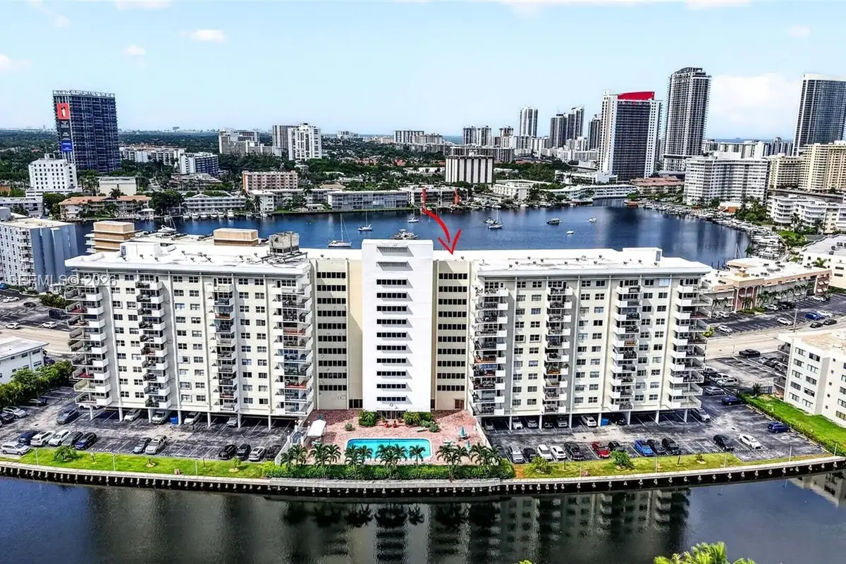 401 Golden Isles Dr #708, Hallandale Beach: photo 1 of 25