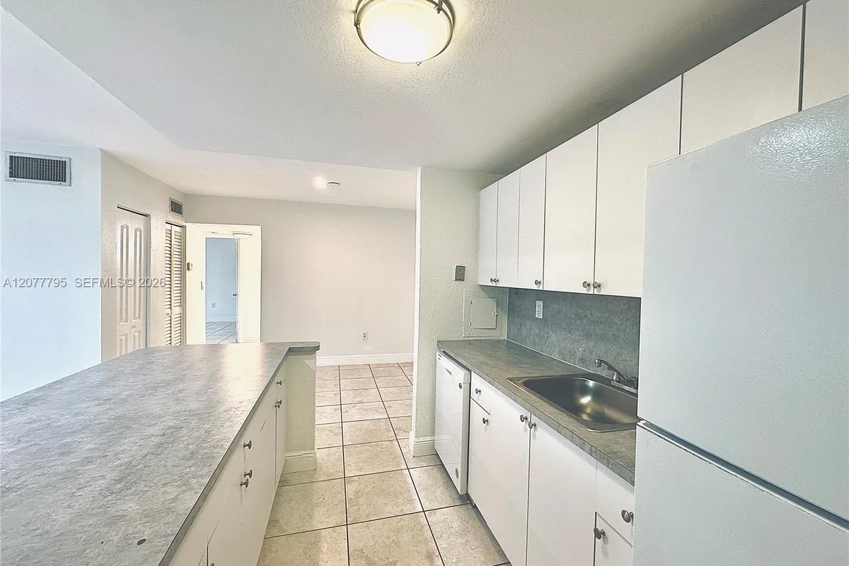 7901 SW 104th St #214H, Miami: photo 1 of 10