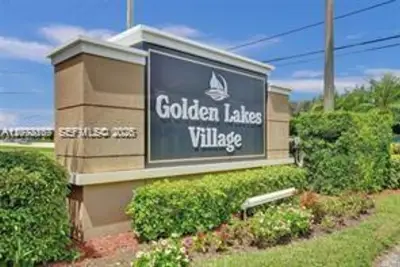 311 Golden River Dr, West Palm Beach: photo 1 of 35